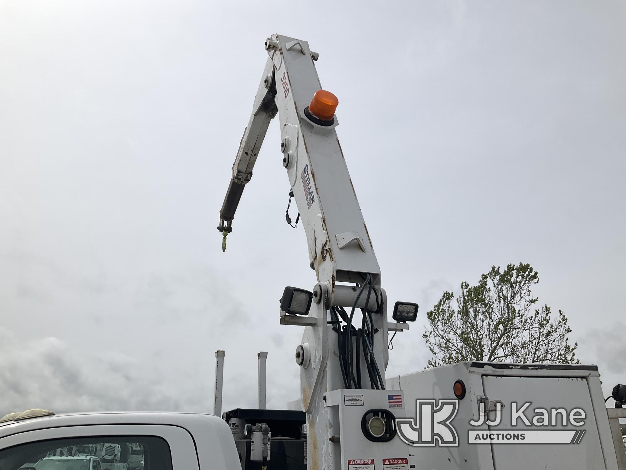(Kansas City, MO) Stellar 3200A, Knuckleboom Crane mounted behind cab on 2014 RAM 5500 Flatbed/Servi