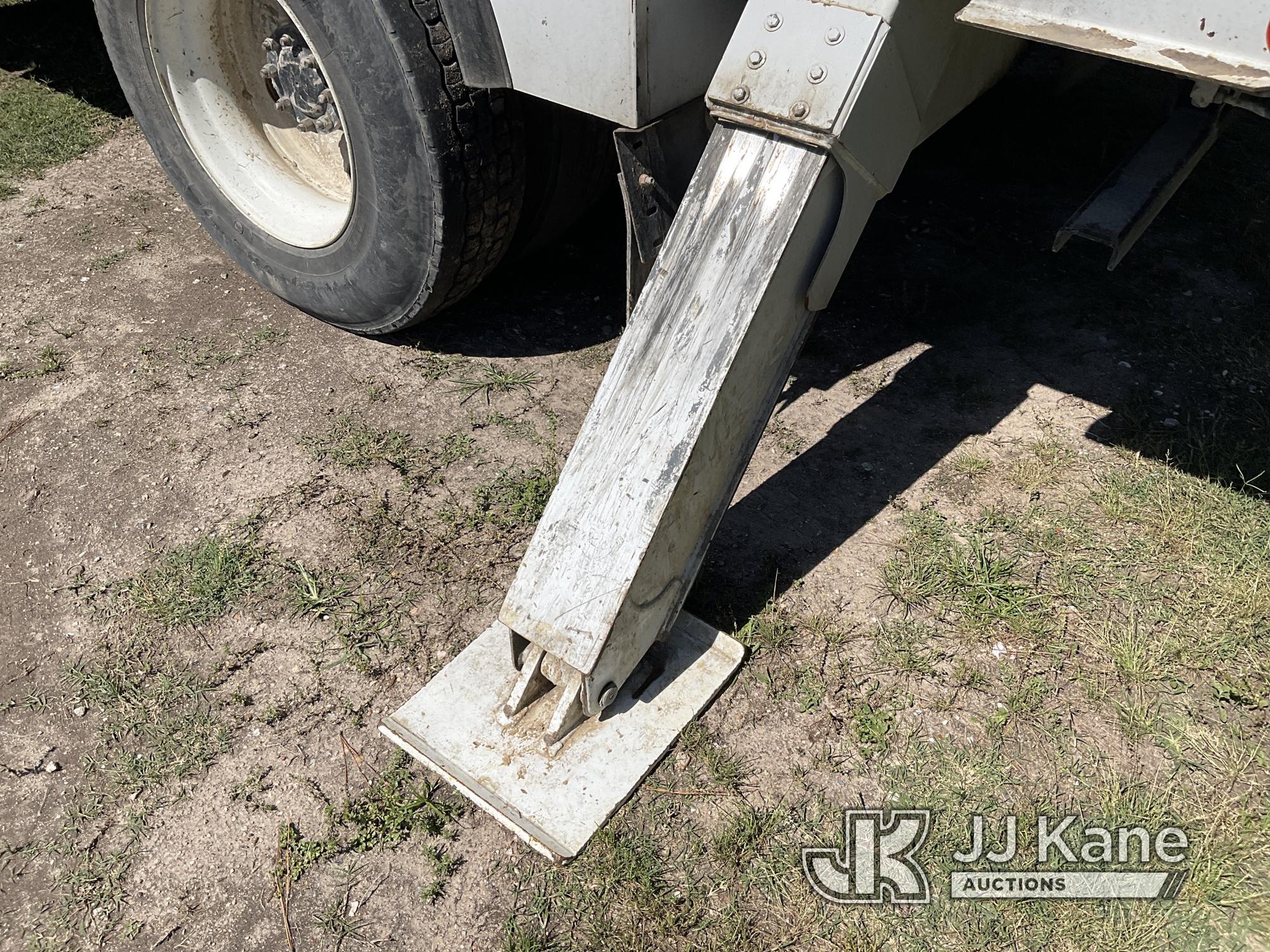 (Cypress, TX) Altec DC47-TR, Digger Derrick rear mounted on 2015 Kenworth T370 Utility Truck Runs, M