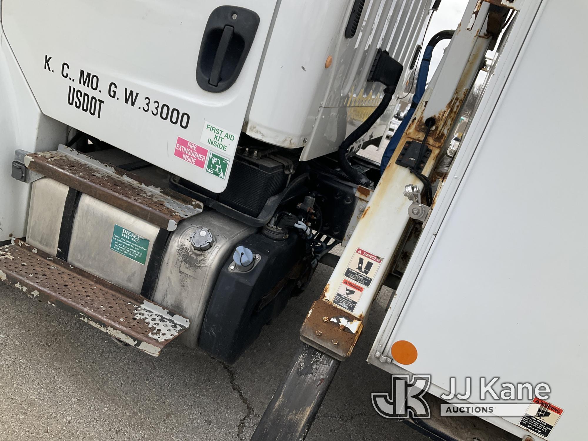 (Kansas City, MO) Altec DC47-TR, Digger Derrick rear mounted on 2014 Freightliner M2 106 Utility Tru