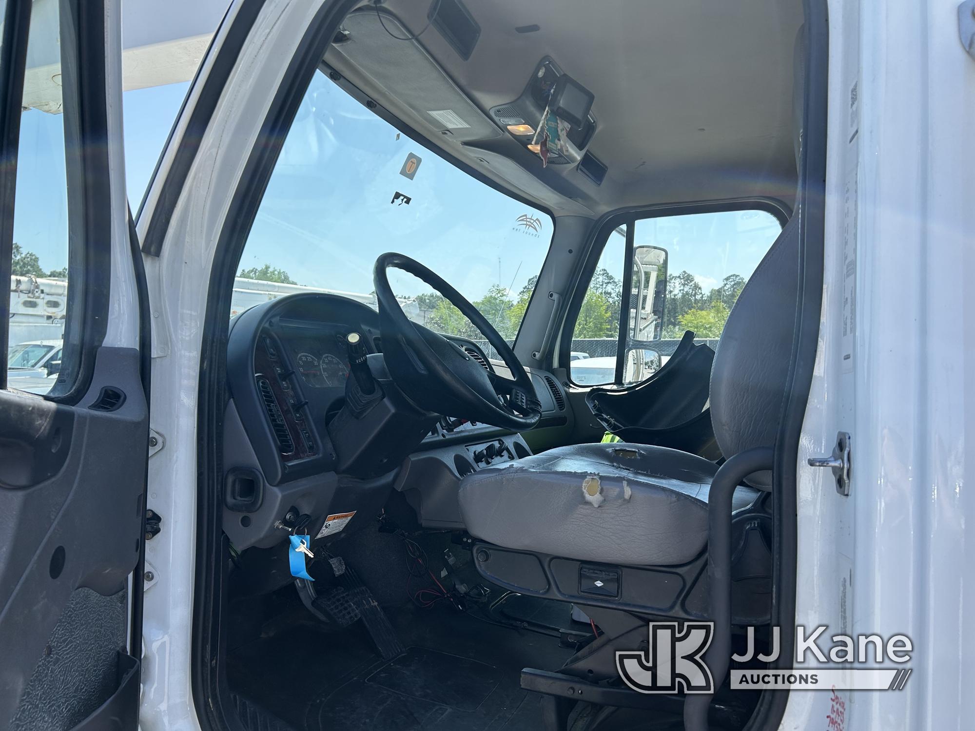 (Covington, LA) Terex TC-55, Material Handling Bucket Truck rear mounted on 2020 Freightliner M2 106