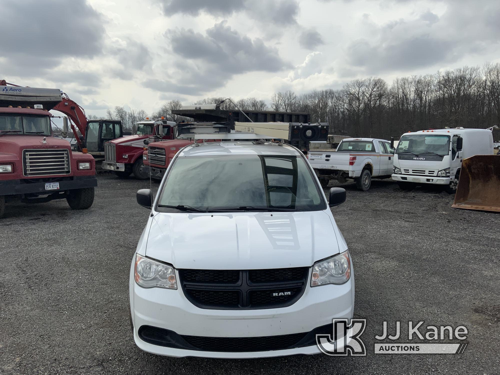 (Ashland, OH) 2014 RAM C/V Mini Cargo Van Runs & Moves