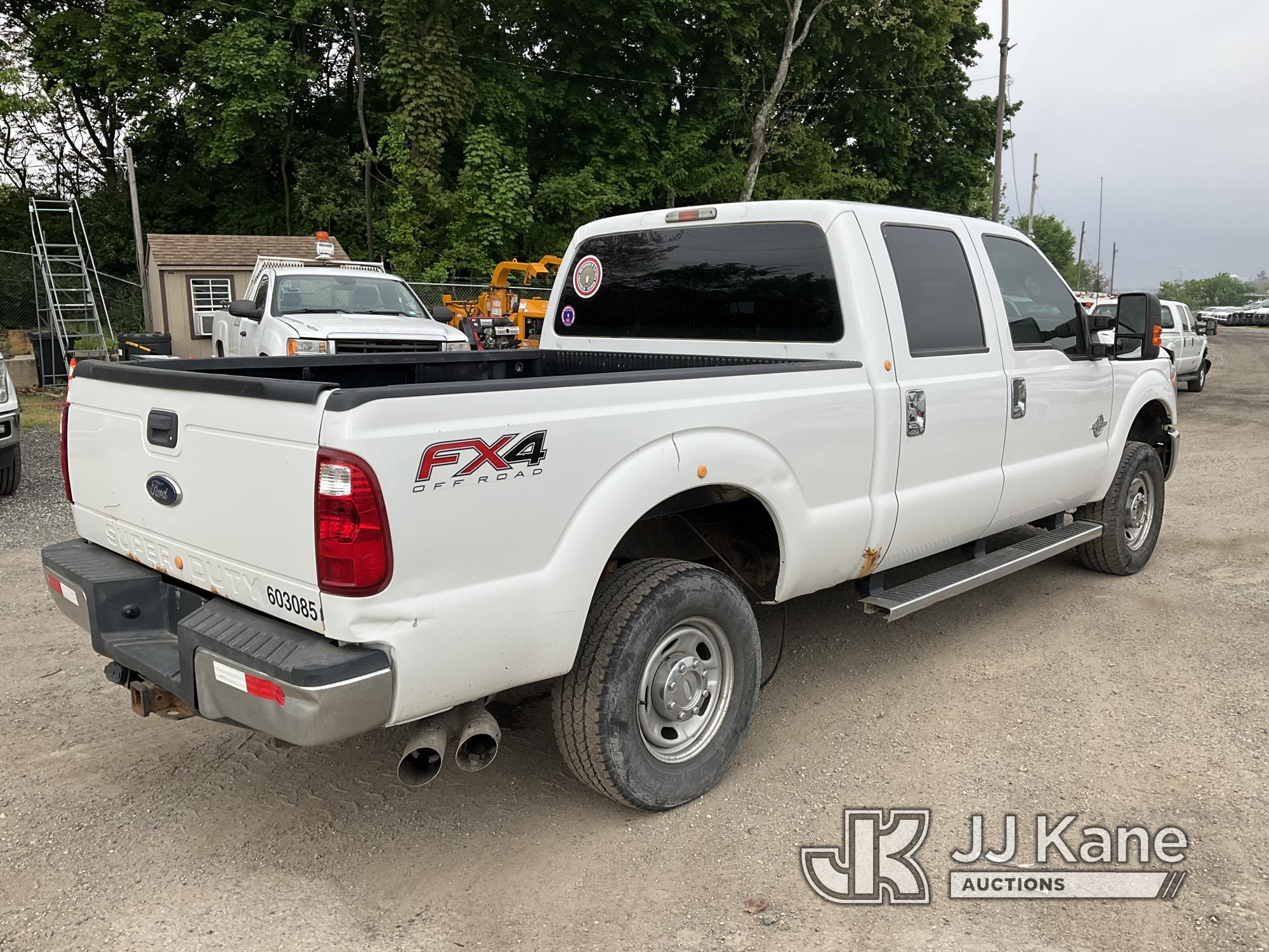 (Plymouth Meeting, PA) 2013 Ford F250 4x4 Crew-Cab Pickup Truck Runs & Moves, Body & Rust Damage, Se