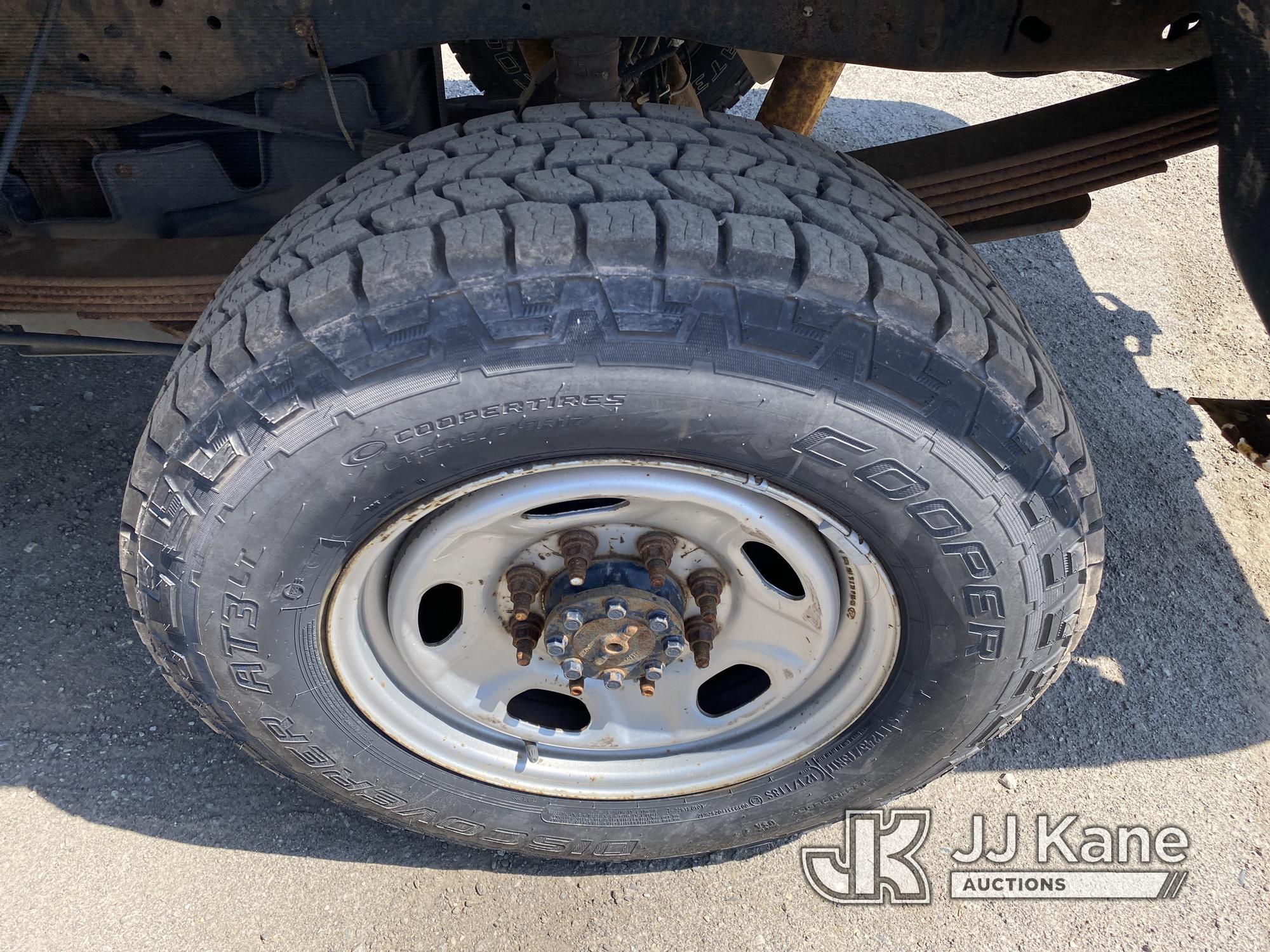 (Plymouth Meeting, PA) 2013 Ford F250 4x4 Extended-Cab Pickup Truck Runs & Moves, Body & Rust Damage