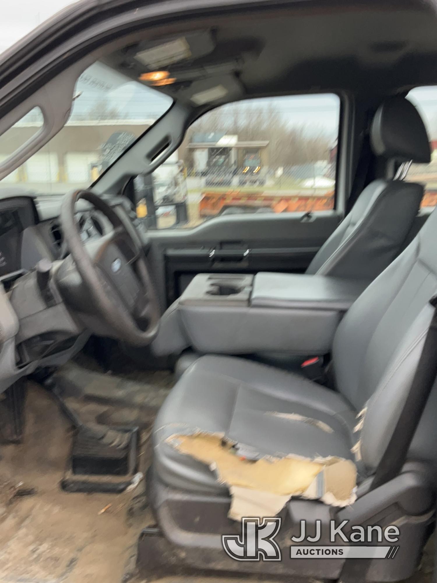 (Rome, NY) 2015 Ford F350 4x4 Crew-Cab Pickup Truck Runs & Moves, Body & Rust Damage