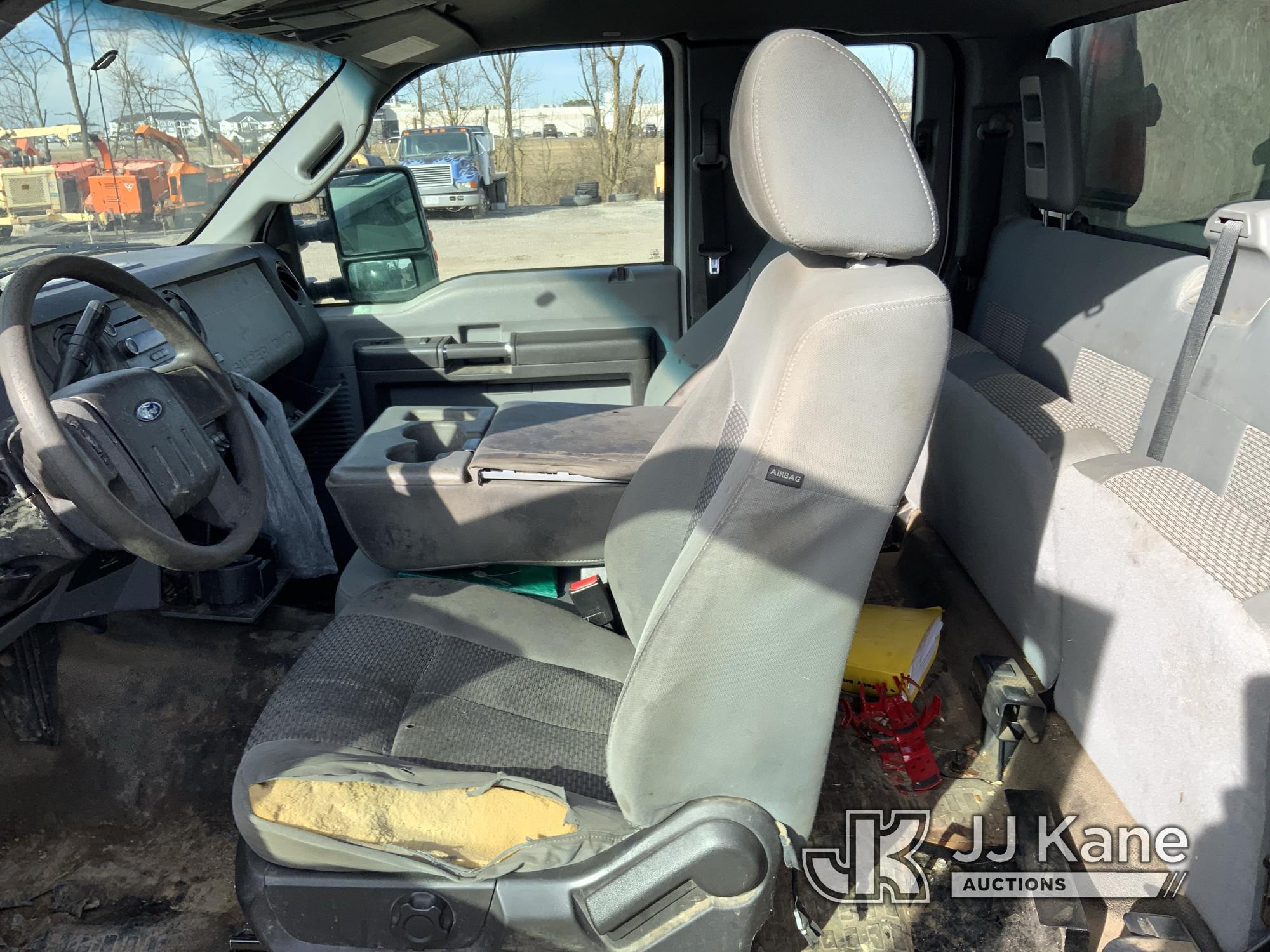 (Ashland, OH) 2015 Ford F250 4x4 Extended-Cab Pickup Truck Runs & Moves) (Check Engine Light On, Rus