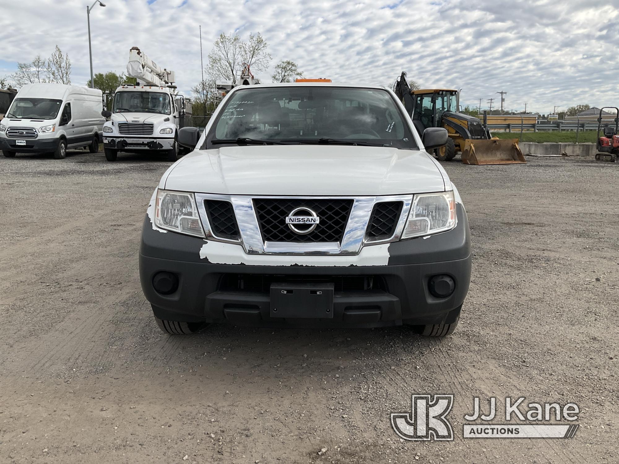 (Plymouth Meeting, PA) 2017 Nissan Frontier Extended-Cab Pickup Truck Runs & Moves, Body & Rust Dama