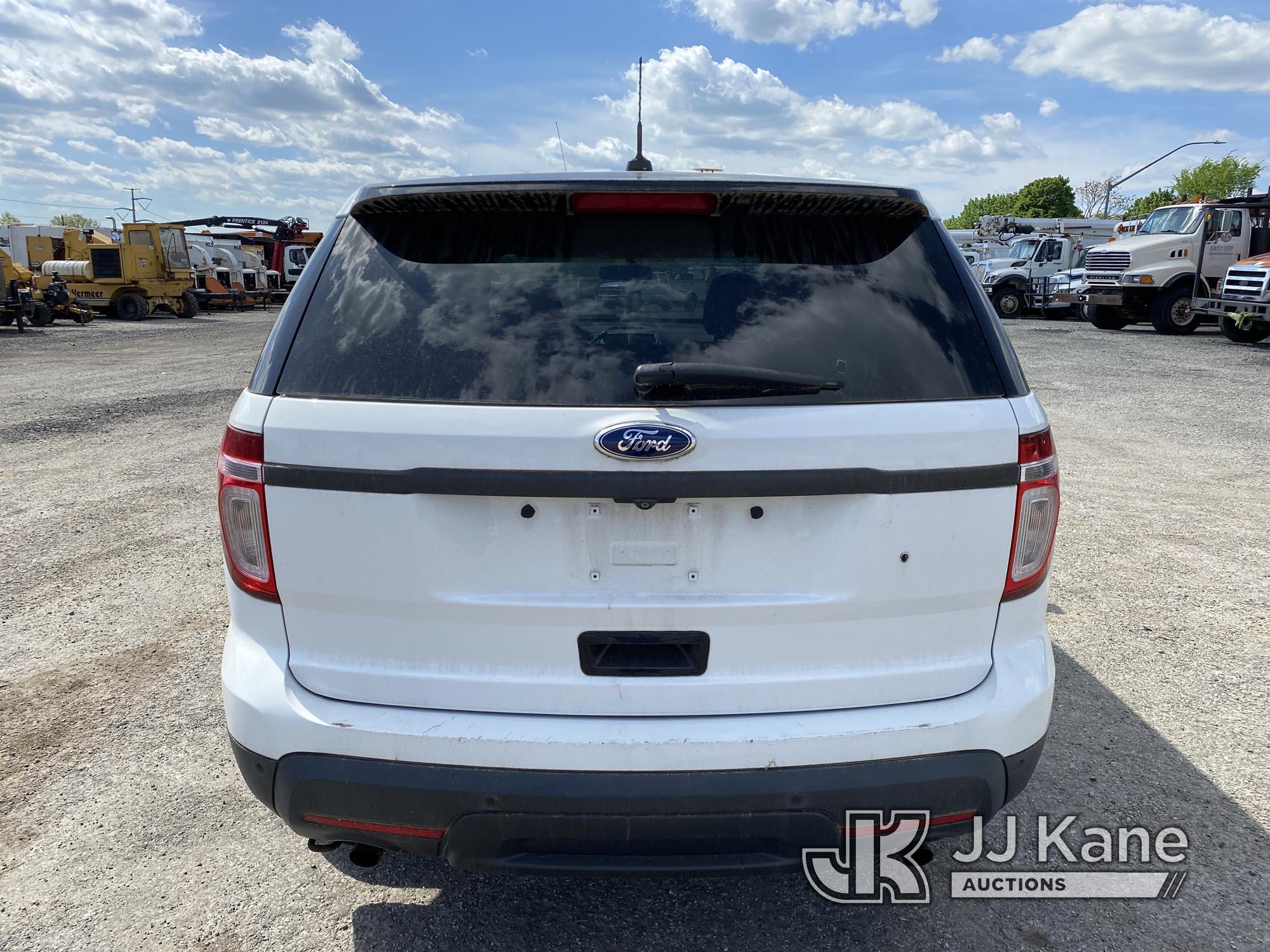 (Plymouth Meeting, PA) 2013 Ford Explorer AWD Police Interceptor 4-Door Sport Utility Vehicle Former