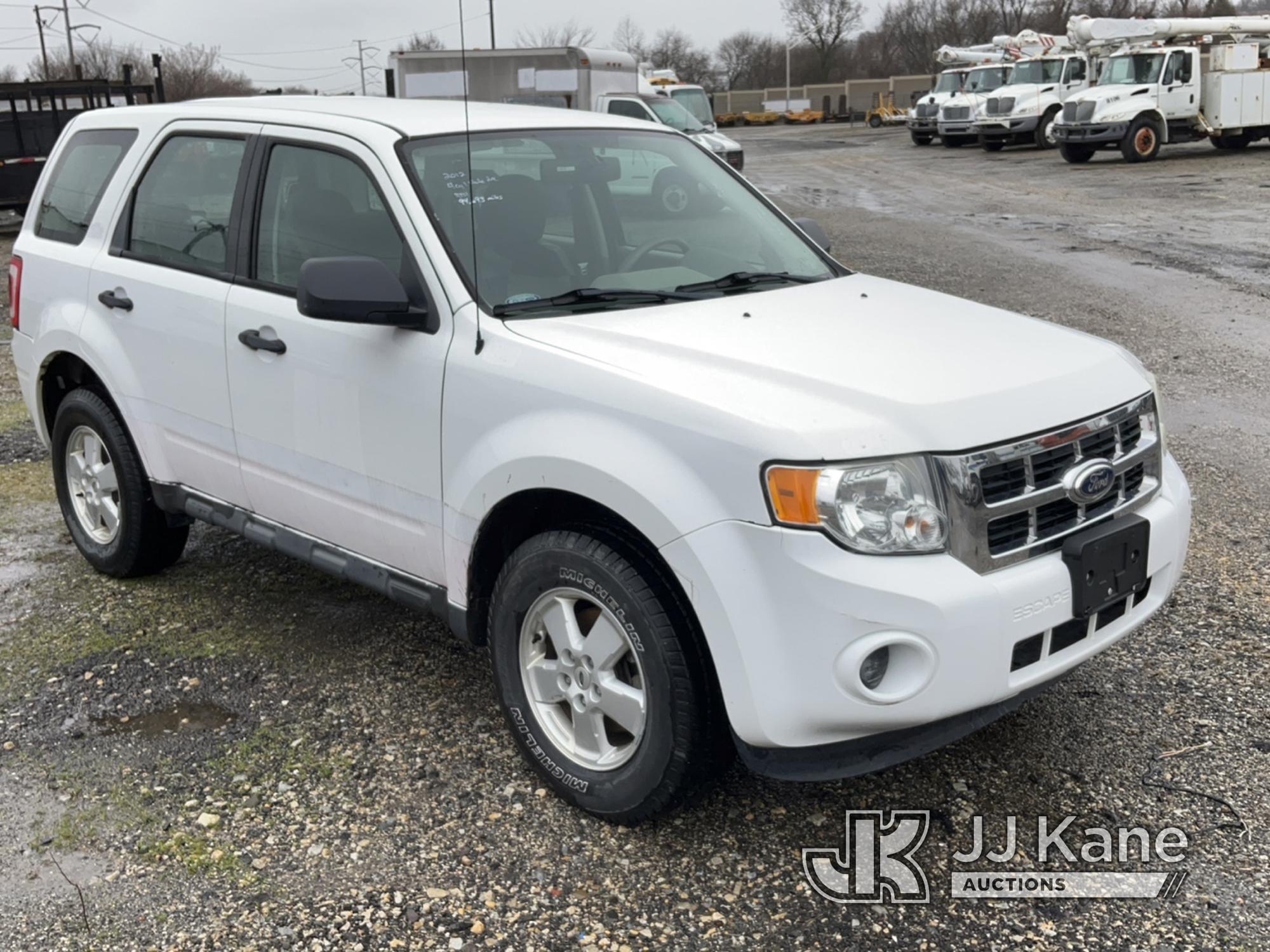 (Plymouth Meeting, PA) 2012 Ford Escape 4x4 4-Door Sport Utility Vehicle Runs & Moves, Body & Rust D