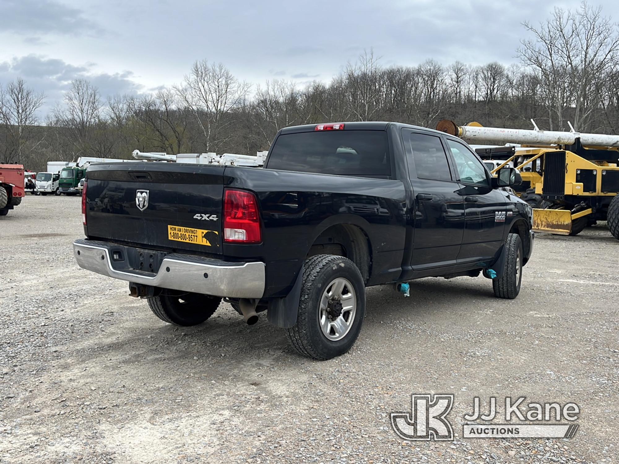 (Smock, PA) 2017 RAM 2500 4x4 Crew-Cab Pickup Truck Runs & Moves, Bad Brakes, No Power Steering, TPS