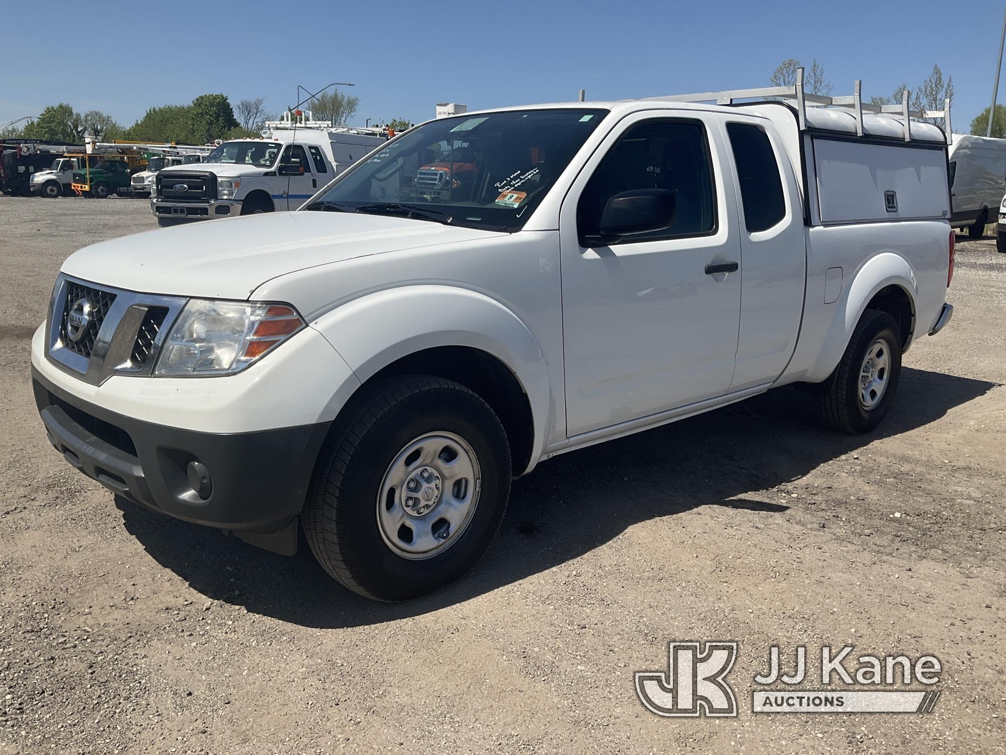 (Plymouth Meeting, PA) 2016 Nissan Frontier Extended-Cab Pickup Truck Runs & Moves, Body & Rust Dama