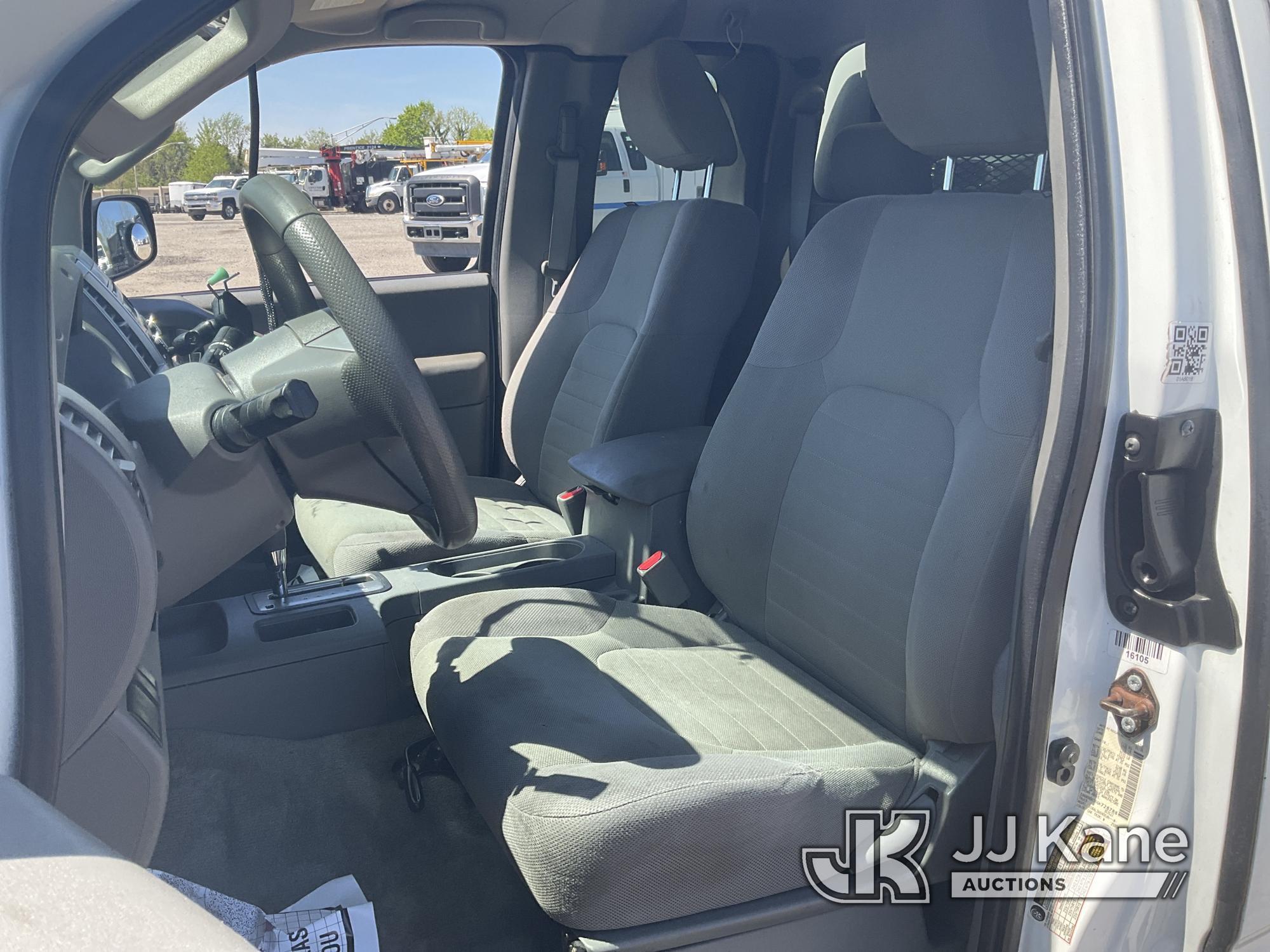 (Plymouth Meeting, PA) 2016 Nissan Frontier Extended-Cab Pickup Truck Runs & Moves, Body & Rust Dama