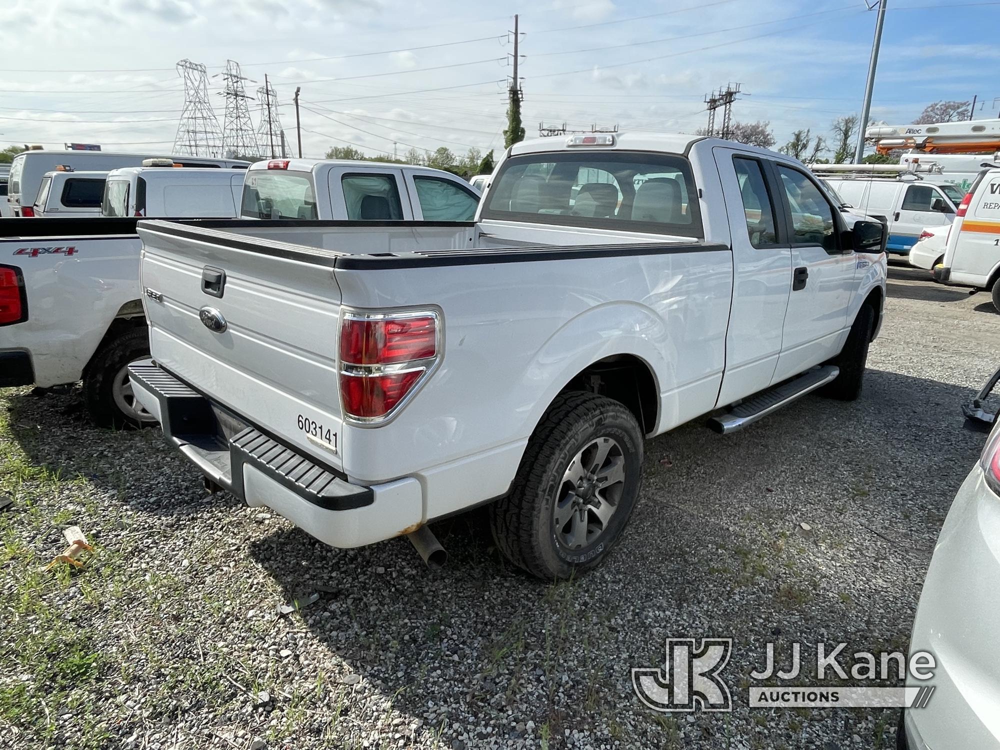 (Plymouth Meeting, PA) 2014 Ford F150 4x4 Extended-Cab Pickup Truck Not Running, Condition Unknown,