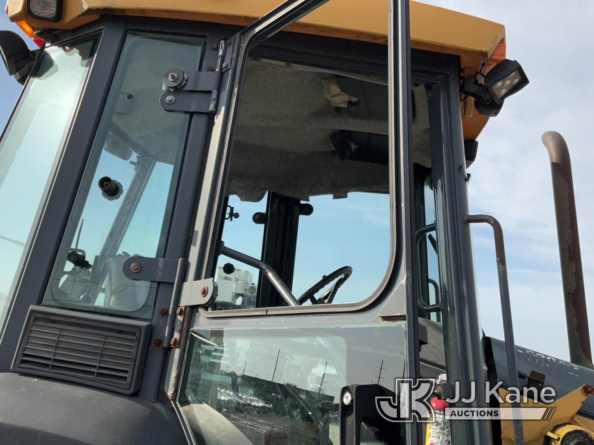 (Charlotte, MI) 2002 John Deere 310G 4X4 Tractor Loader Extendahoe Runs, Moves, Operates, Rust, Pass