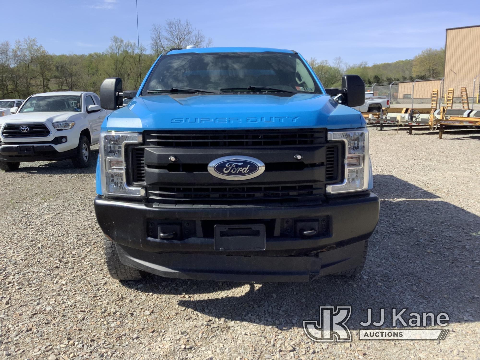 (Smock, PA) 2018 Ford F250 4x4 Extended-Cab Enclosed Service Truck Runs & Moves, Check Engine Light