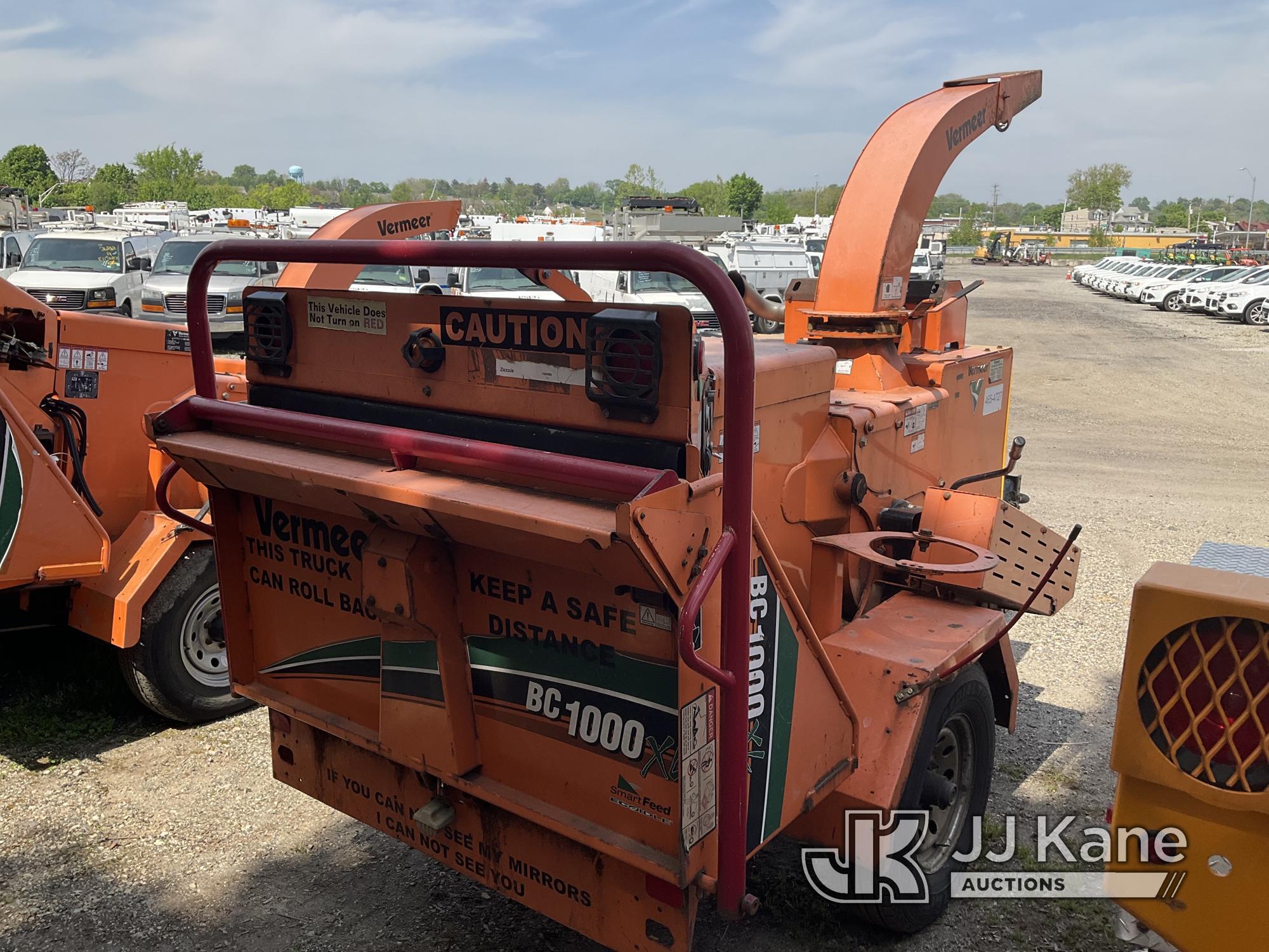 (Plymouth Meeting, PA) 2014 Vermeer BC1000XL Chipper (12in Drum) Runs, Body & Rust Damage, Seller St