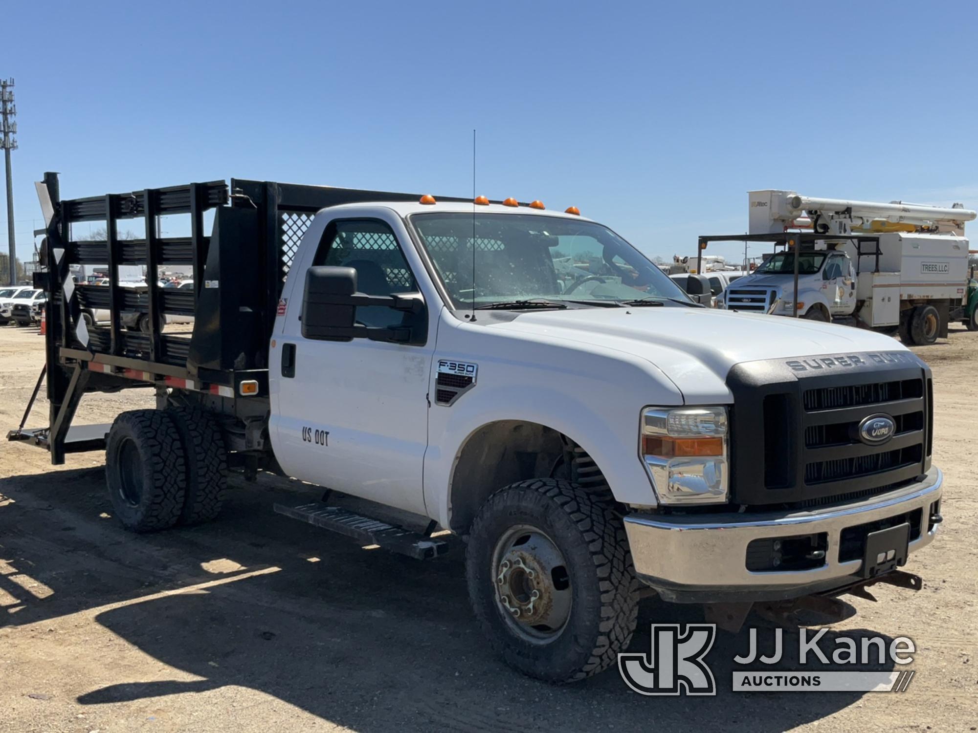 (Charlotte, MI) 2008 Ford F350 4x4 Flatbed Truck Runs, Moves, Rust, Rotted Boards On Bed