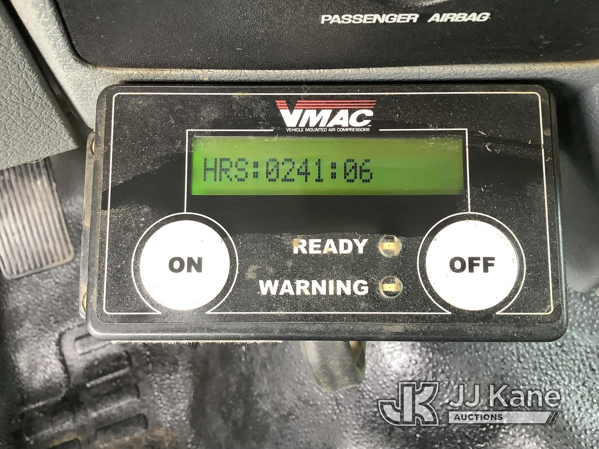 (Smock, PA) 2015 Ford F550 Air Compressor/Enclosed Utility Truck Runs Rough & Moves, Engine Light On