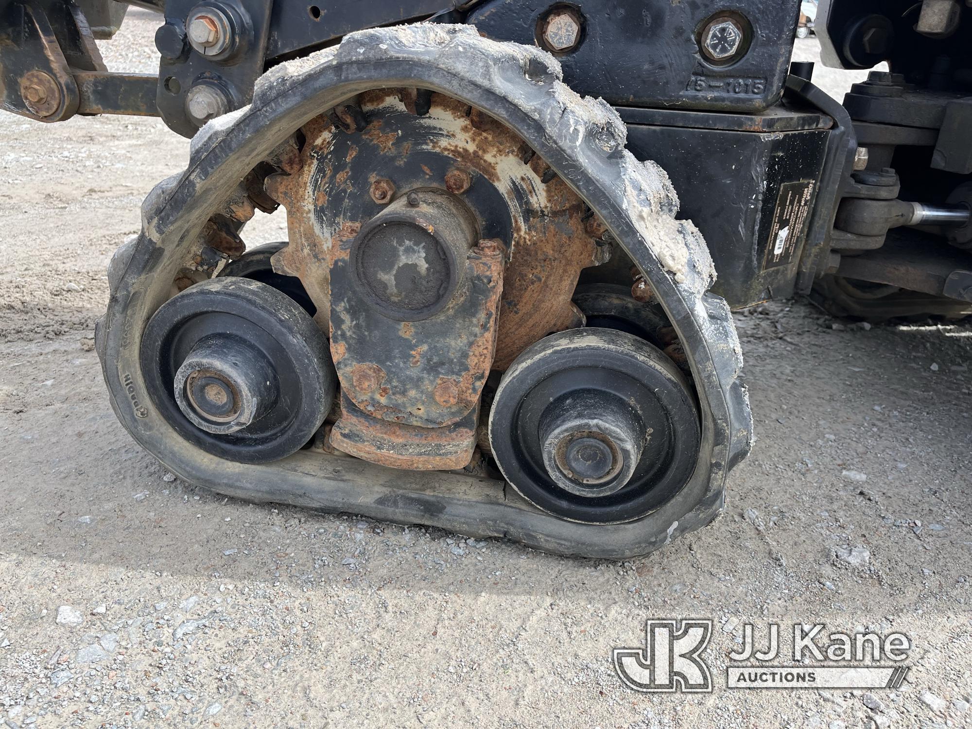 (Smock, PA) 2010 Ditch Witch R300 Quad Track Cable Plow Runs Intermittently & Rough, Moves & Operate