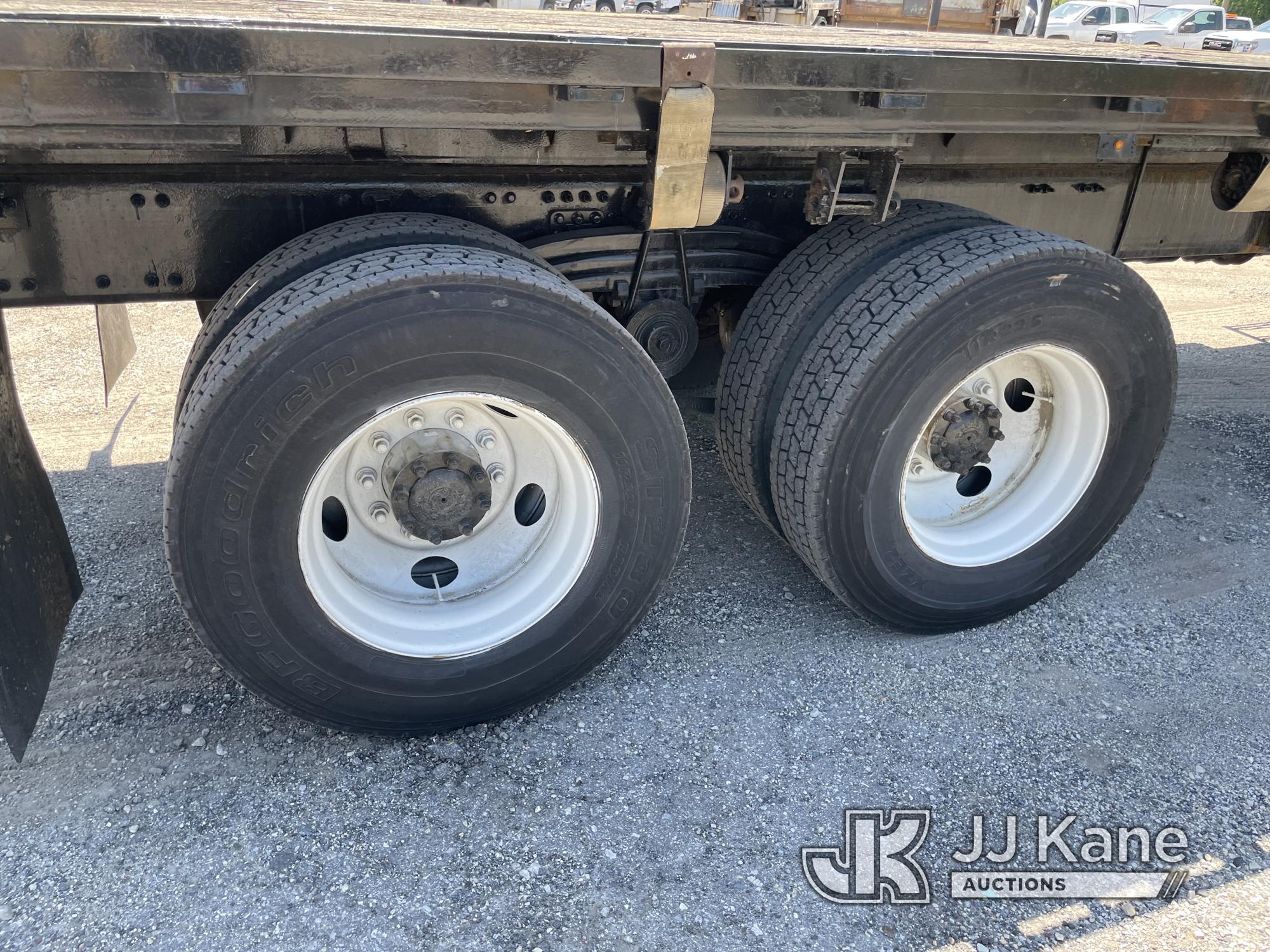 (Plymouth Meeting, PA) 2007 Volvo VHD T/A Flatbed Truck Runs & Moves, Body & Rust Damage