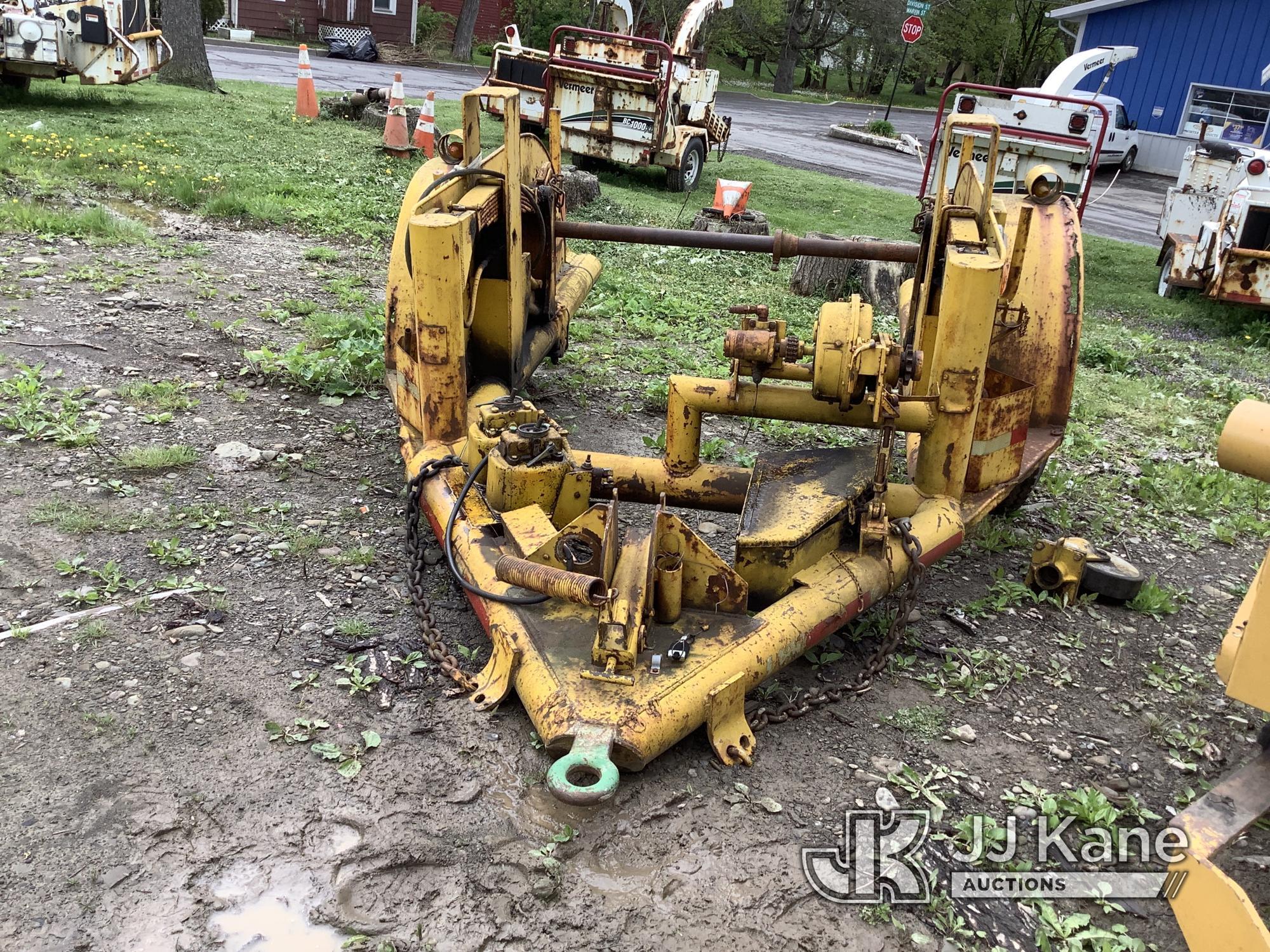 (Deposit, NY) 1971 Truco/Eaton Hydraulic Reel Trailer No Title) Flat tire on passenger side