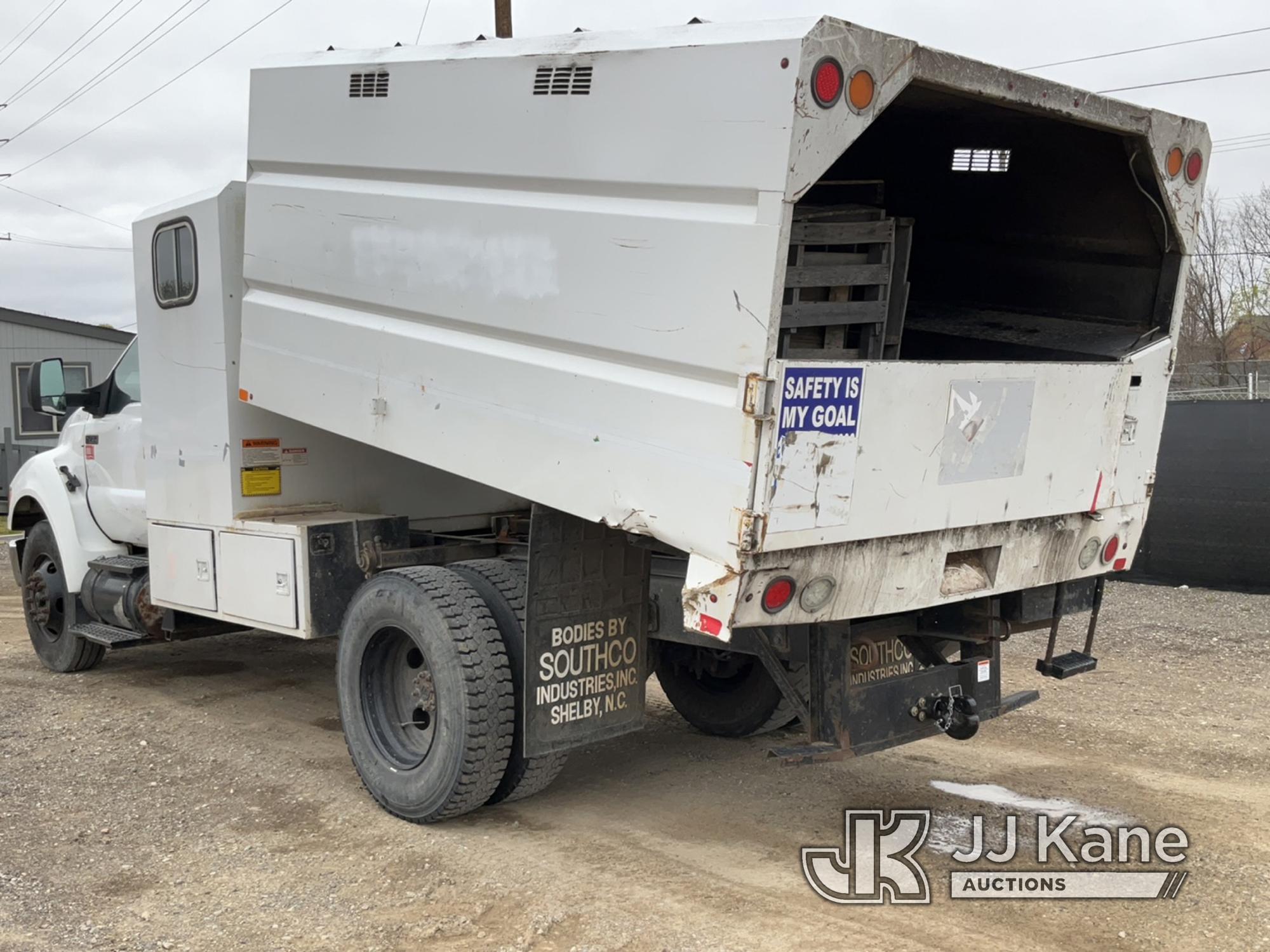 (Charlotte, MI) 2013 Ford F750 Chipper Dump Truck Runs, Moves, Dump Operates, ABS Light, Check Engin