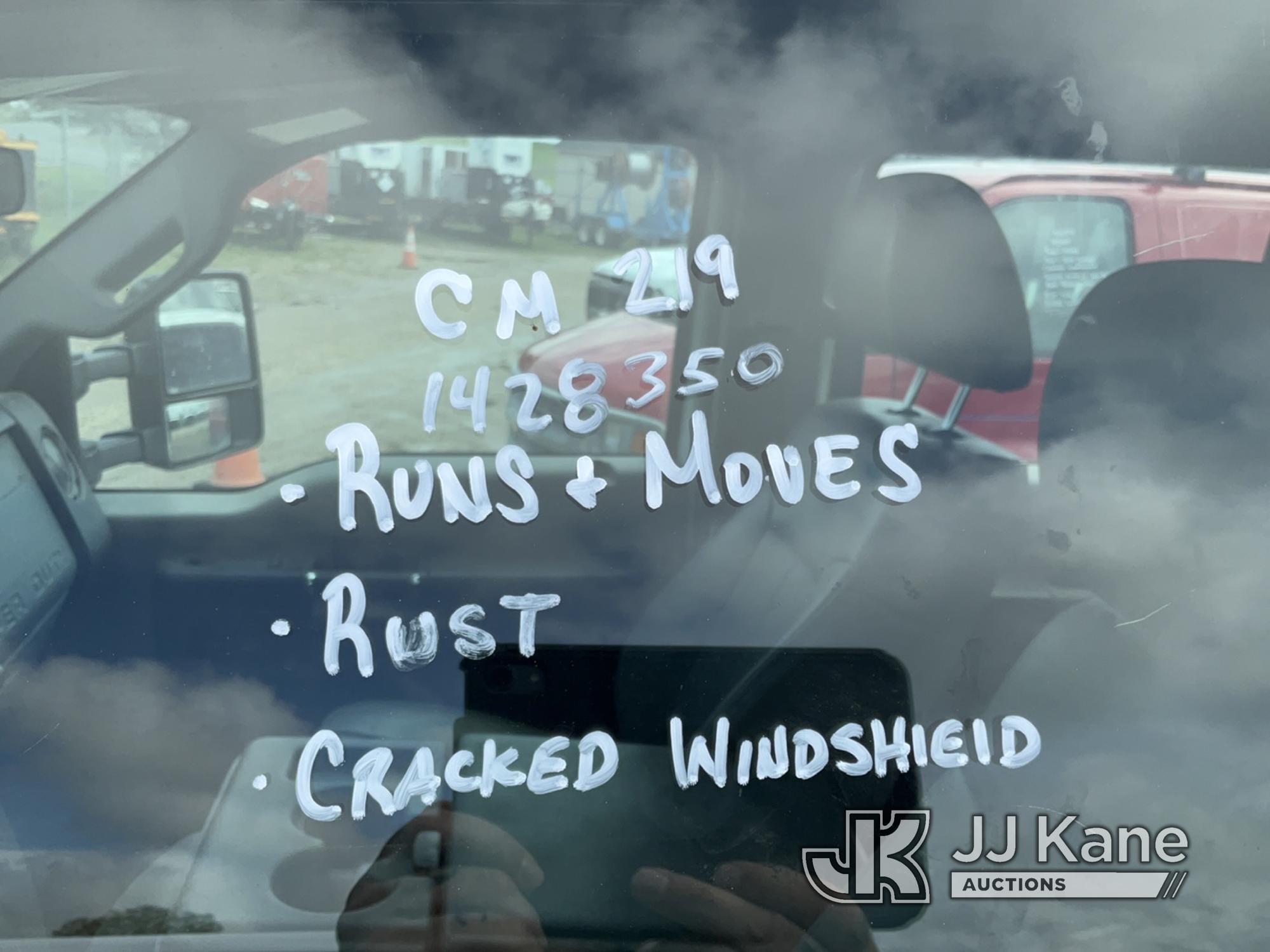 (Charlotte, MI) 2013 Ford F550 4x4 Crew-Cab Flatbed Truck Runs, Moves, Rust , Cracked Windshield