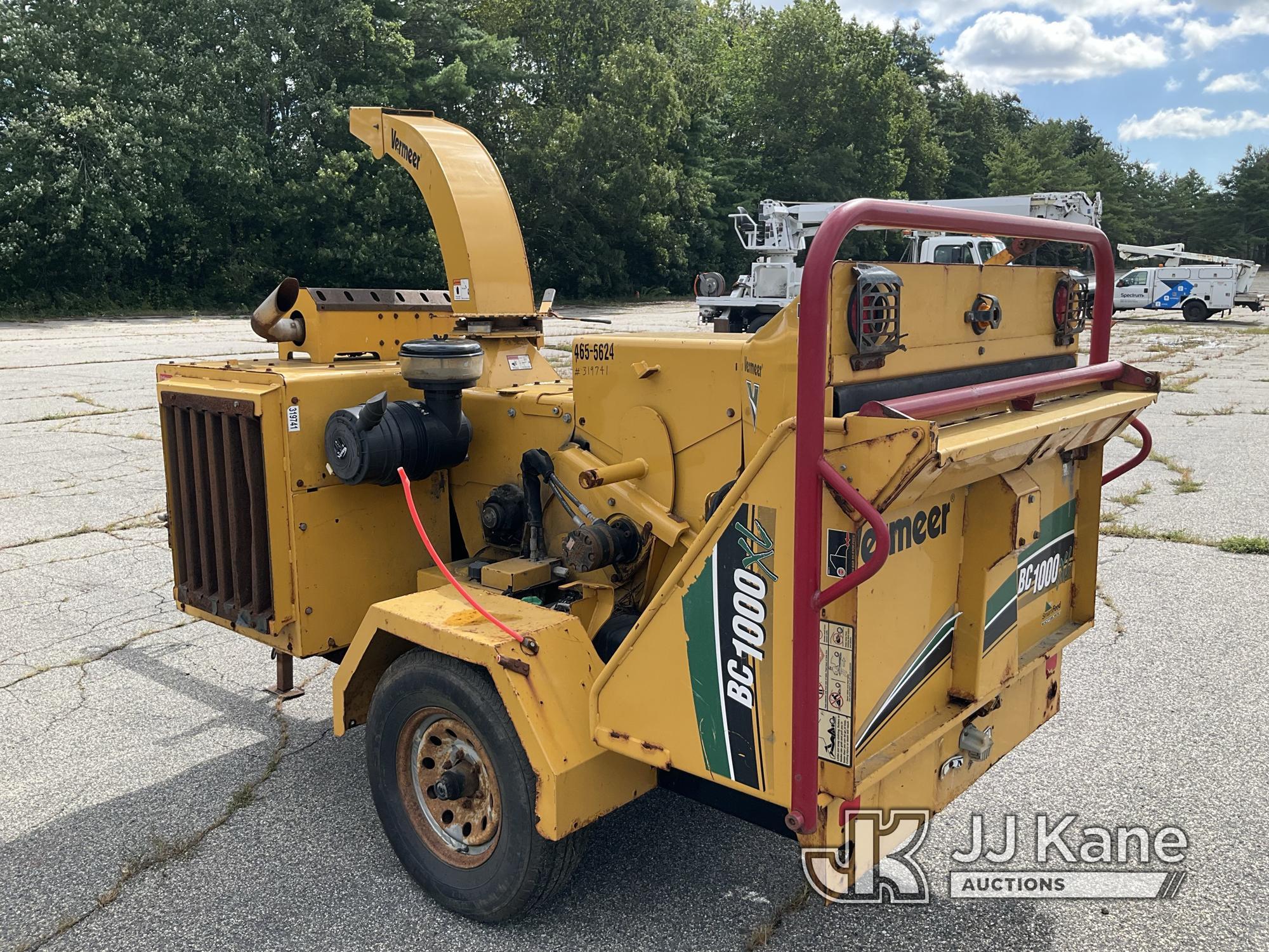 (Wells, ME) 2015 Vermeer BC1000XL Chipper (12in Drum), trailer mtd Not Running, Condition Unknown, B