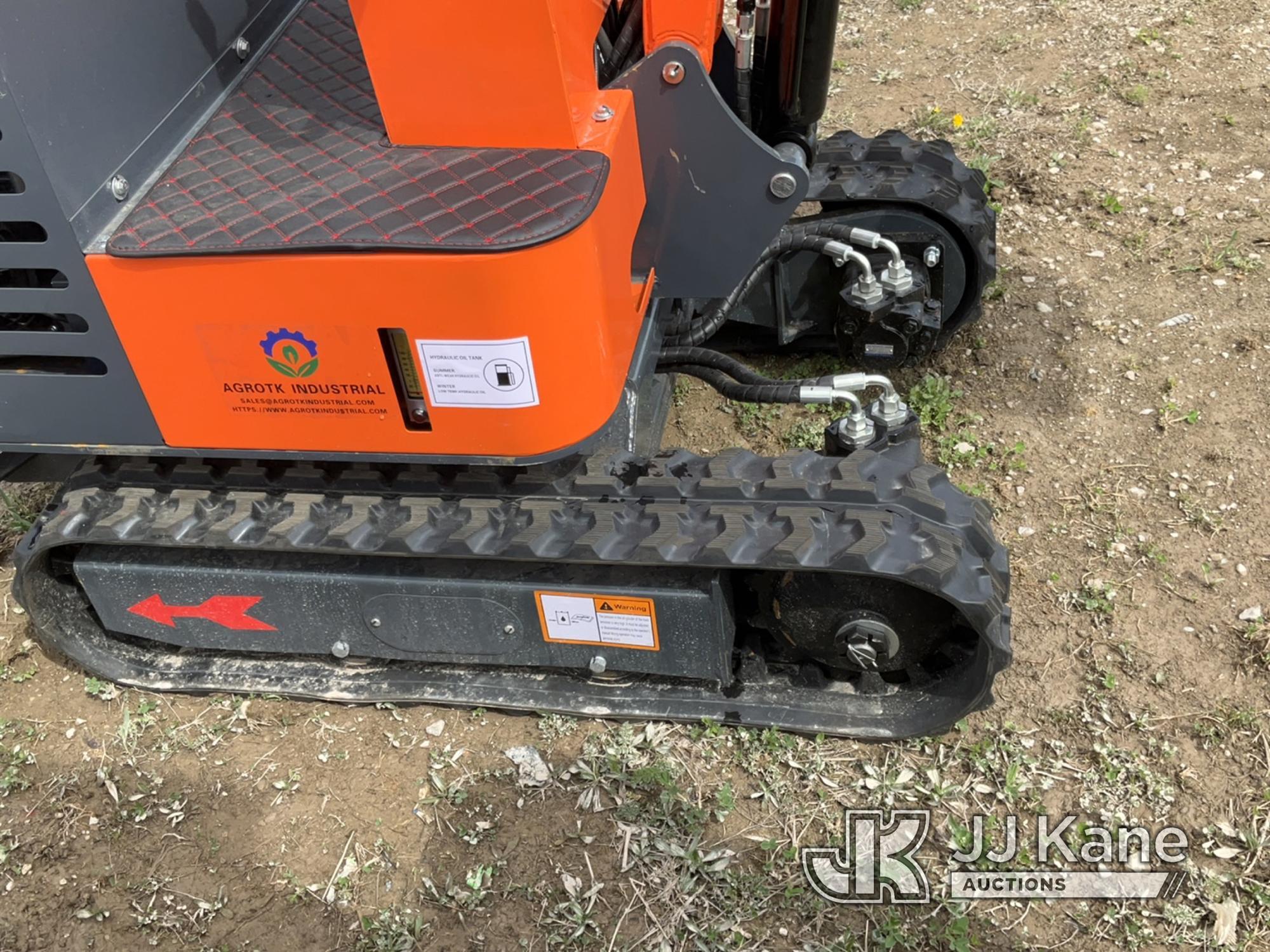 (Charlotte, MI) 2024 AGT LH12R Mini Hydraulic Excavator New/Unused, Hour meter issue - hour meter ru