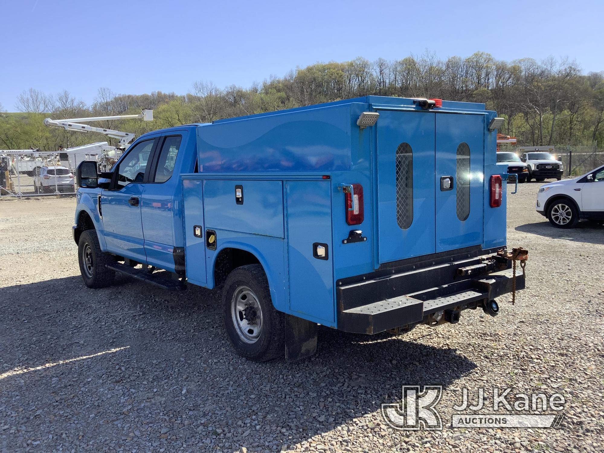 (Smock, PA) 2018 Ford F250 4x4 Extended-Cab Enclosed Service Truck Runs & Moves, Check Engine Light