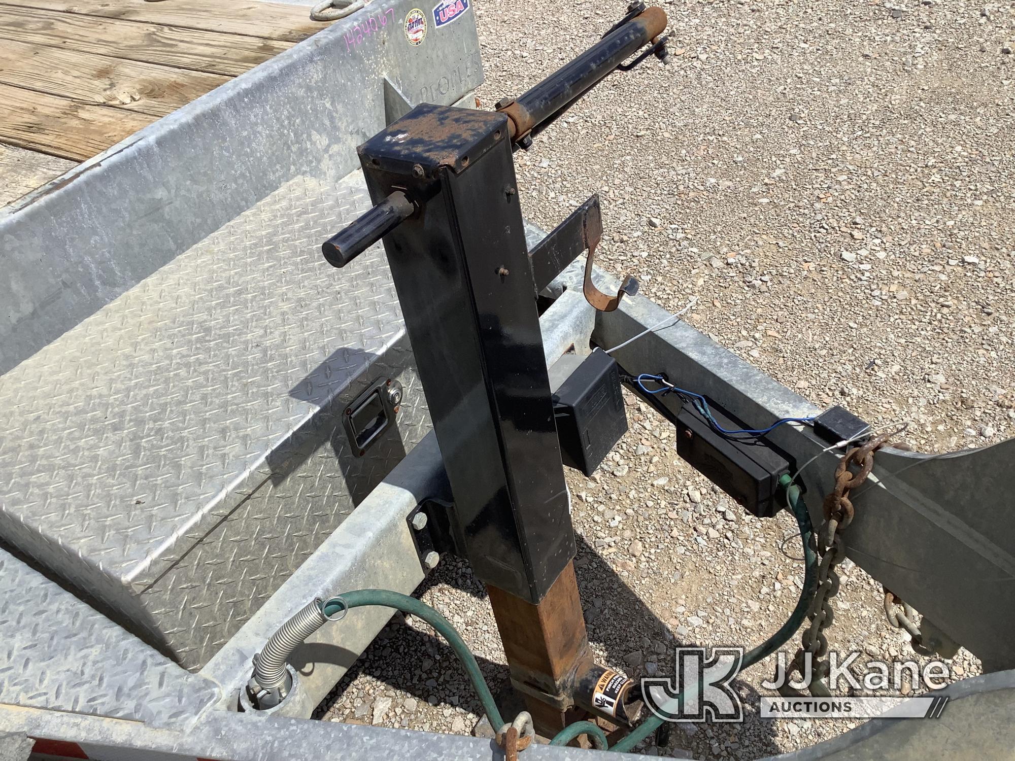 (Smock, PA) 2019 Cam Superline 7CAM20C T/A Galvanized Tagalong Equipment Trailer Broken Deck Board,