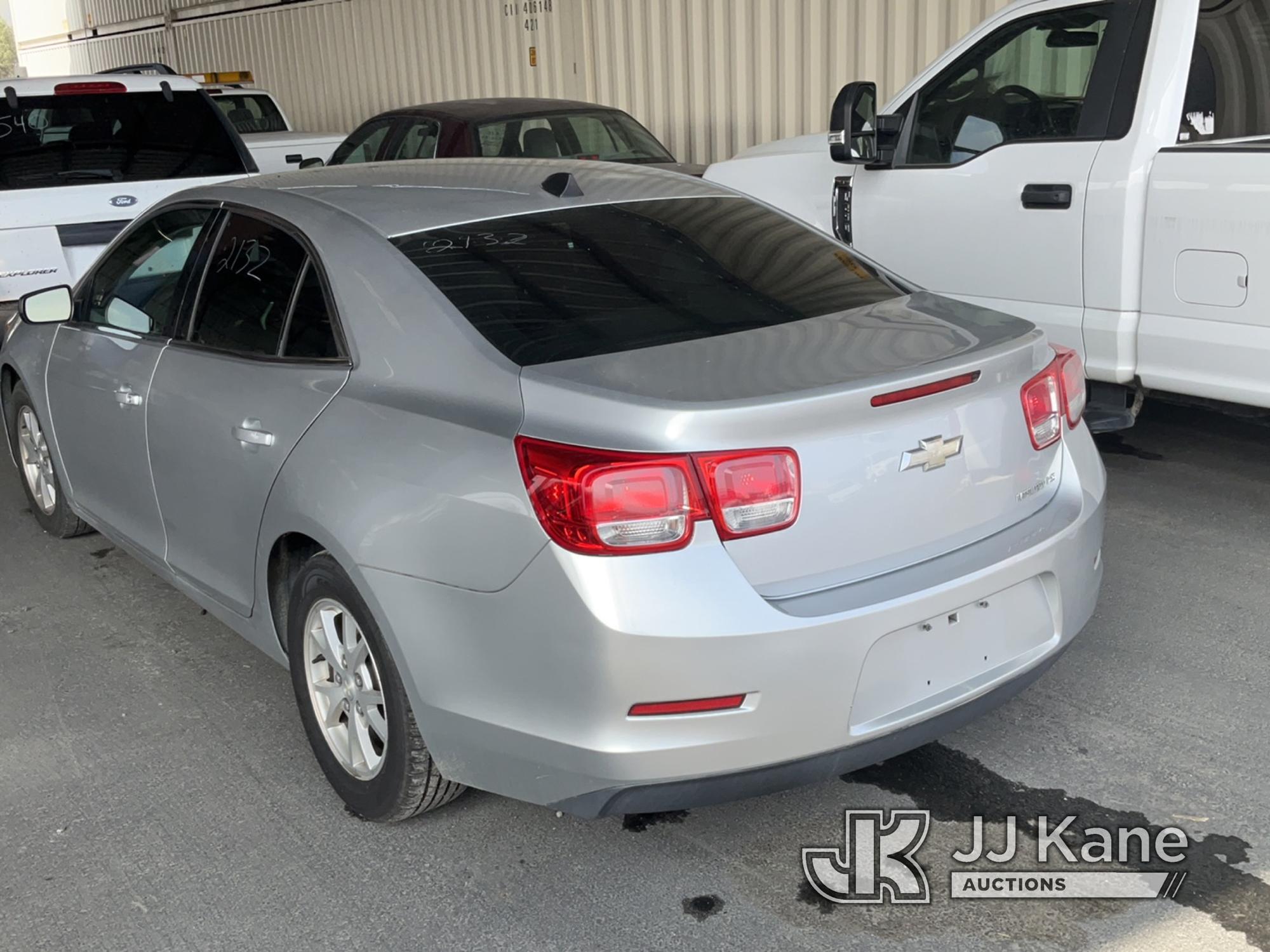 (Jurupa Valley, CA) 2014 Chevrolet Malibu 4-Door Sedan Runs & Moves