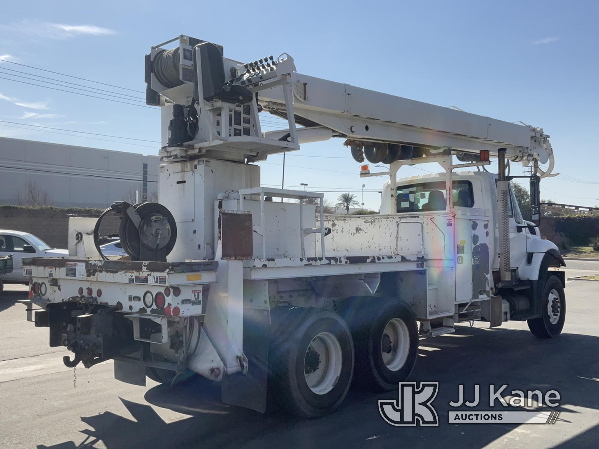 (Jurupa Valley, CA) Altec D3060-TR, Digger Derrick rear mounted on 2013 International 7400 WORKStar