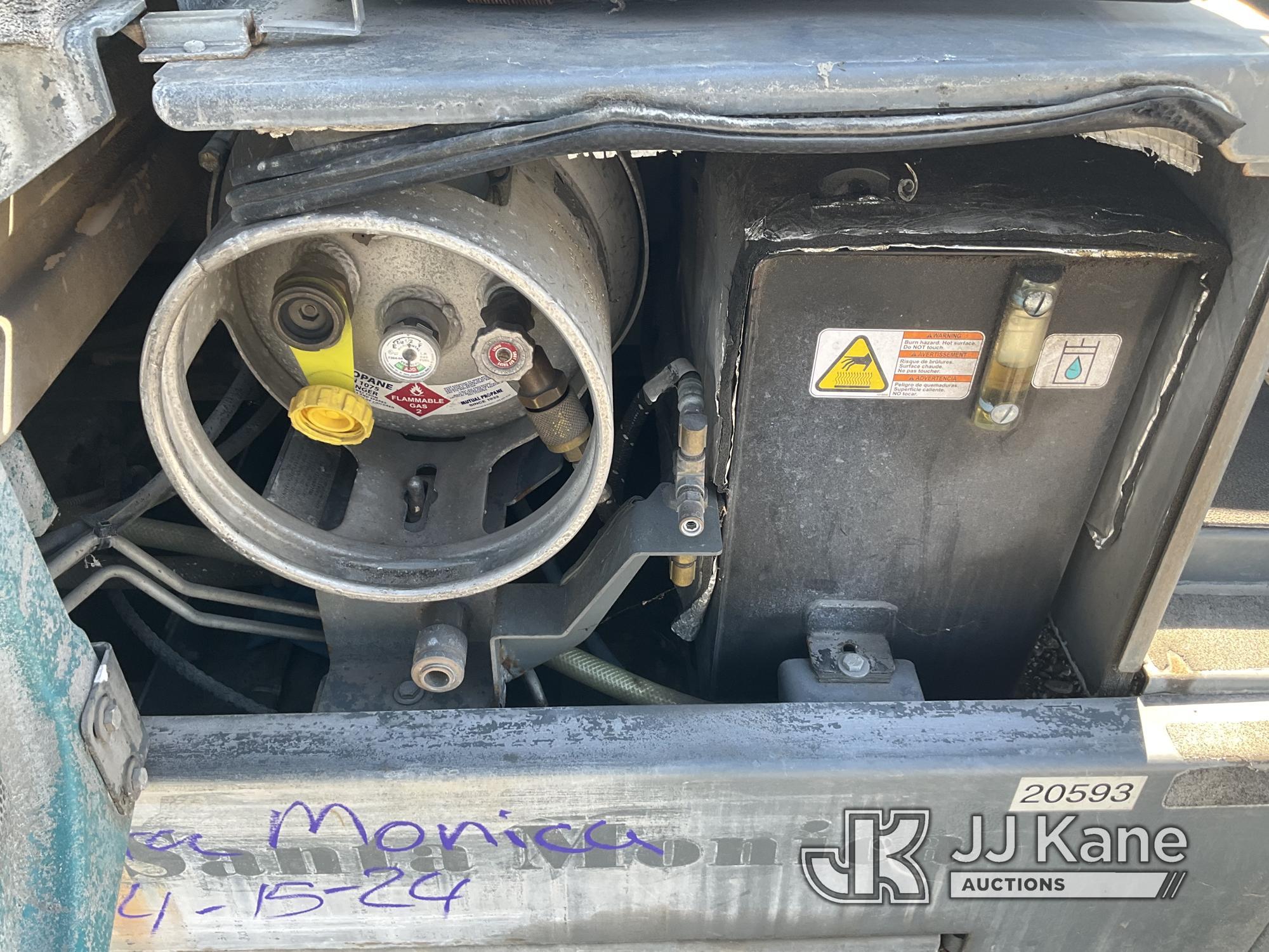 (Jurupa Valley, CA) 2018 Tennant M30 Sweeper Not Running, True Hours Unknown