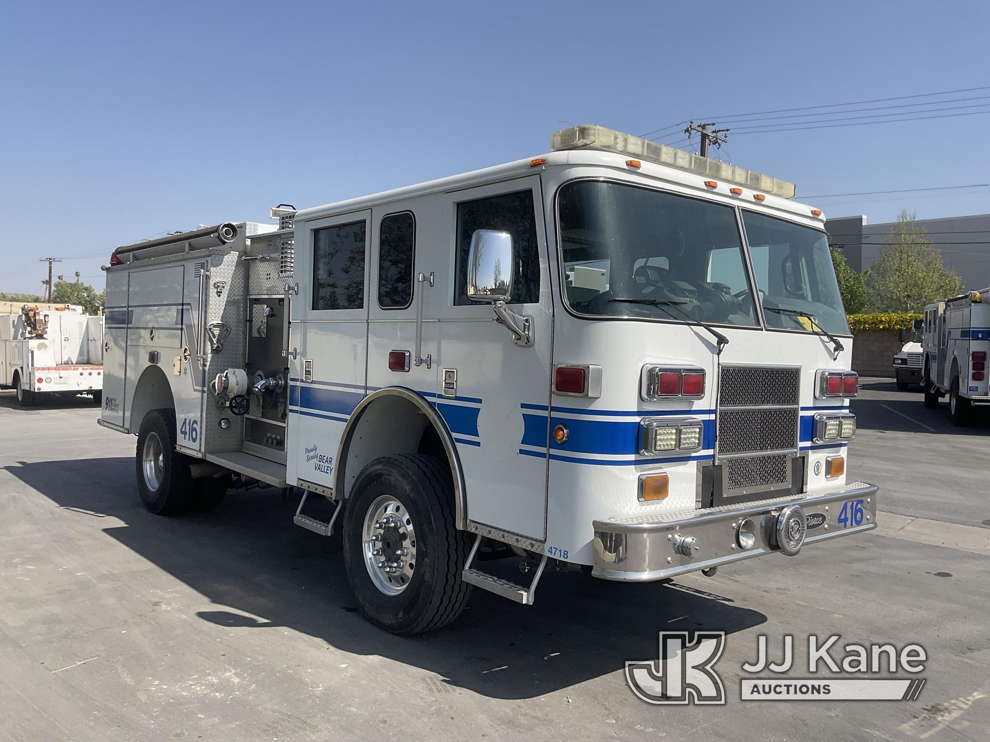 (Jurupa Valley, CA) 2005 Pierce Fire Truck 4X4 Pumper/Fire Truck Runs & Moves, Check Engine Light On
