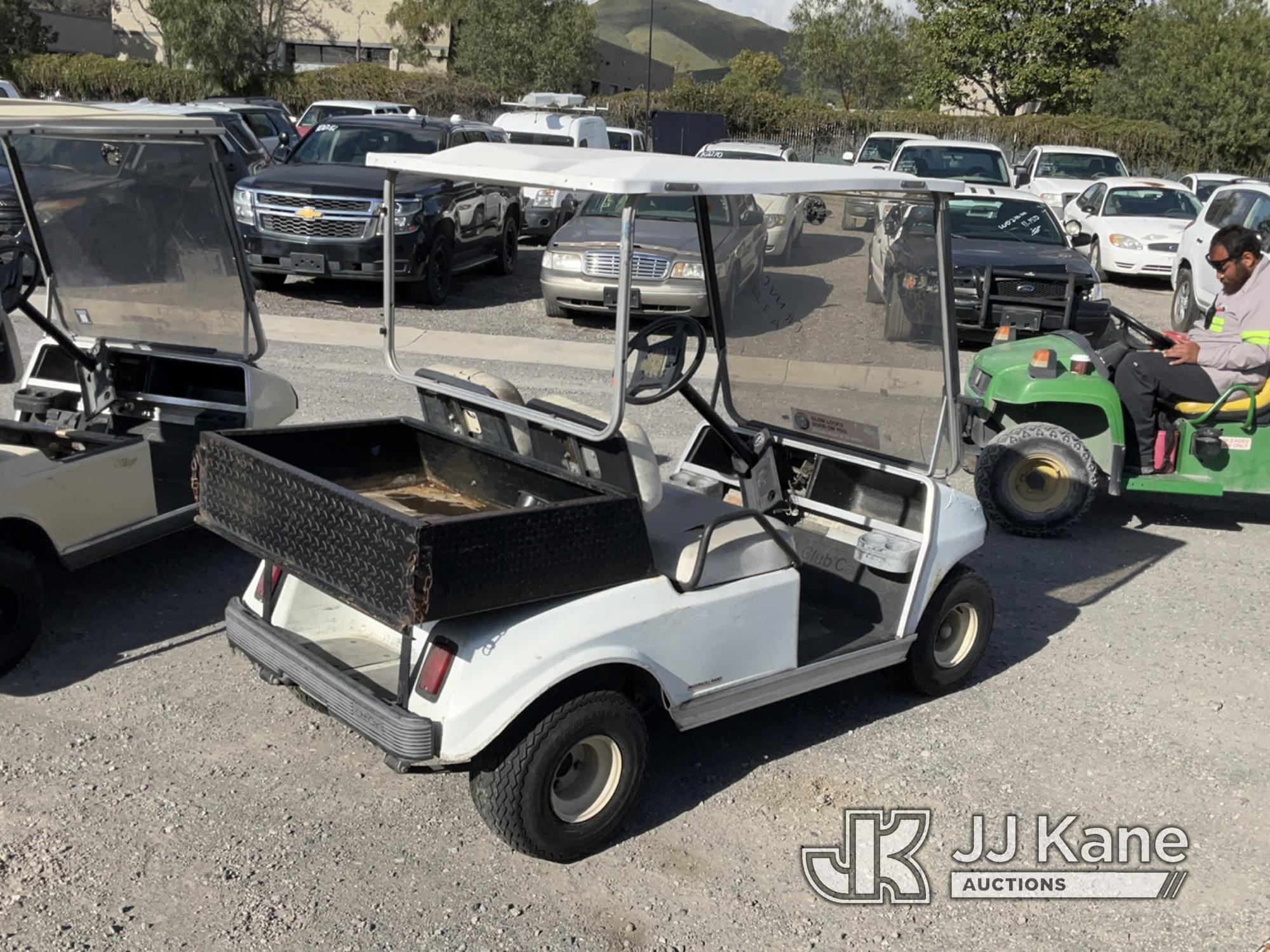 (Jurupa Valley, CA) 1996 Club Car Golf Cart Golf Cart Not Running , No Key