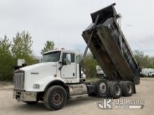 (Des Moines, IA) 2014 Kenworth T800 Dump Truck Runs, Moves & Operates ) (Tarp Broken
