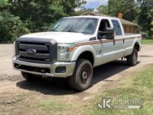 2014 Ford F350 4x4 Crew-Cab Pickup Truck Runs & Moves) (Body Damage, Interior In Poor Condition) (Pe