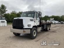 2015 Freightliner 108SD Crew-Cab Flatbed Truck Runs & Moves