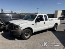 2002 Ford F-250 SD Extended-Cab Pickup Truck Runs & Moves ,Check Engine Light Is On , Running Rough 