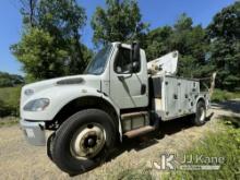 Altec T40P, Articulating & Telescopic Non-Insulated Cable Placing Bucket Truck center mounted on 201