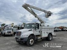 Versalift V431-01, Over-Center Bucket Truck center mounted on 2011 International 4300 Utility Truck 