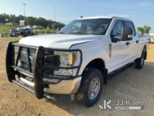 2019 Ford F250 4x4 Crew-Cab Pickup Truck Jump to Start, Runs & Moves, Cracked Windshield, Driver Sea
