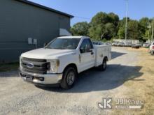2018 Ford F250 Service Truck Runs & Moves ) (Jump to Start, Check Engine Light On, Minor Body Damage