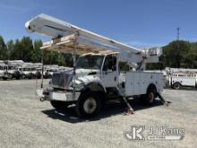 Altec AA755L, Articulating & Insulated Bucket rear mounted on 2007 International 7400 4x4 Utility Tr