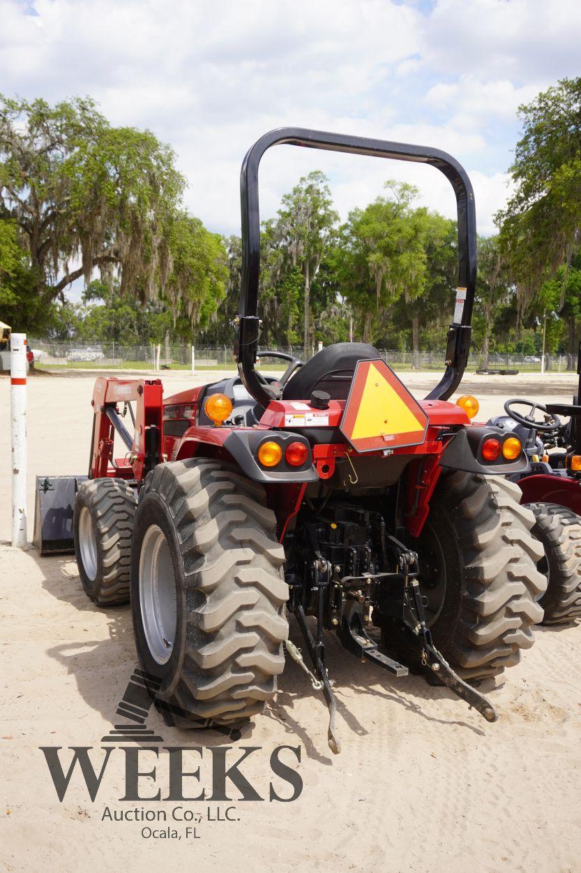 MAHINDRA 2638 W/BUCKET