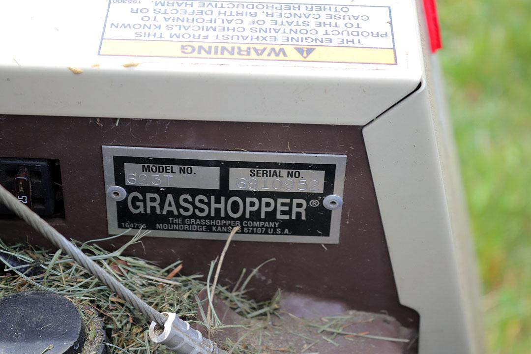 Grasshopper 623 Zero turn mower w/ 55" deck, 213 hours, w/ Kohler engine