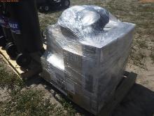 6-02246 (Equip.-Specialized)  Seller:Private/Dealer PALLET OF HEATERS AND LIGHTS