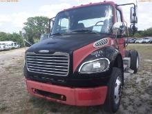 6-08125 (Trucks-Tractor)  Seller:Private/Dealer 2007 FRGT M2