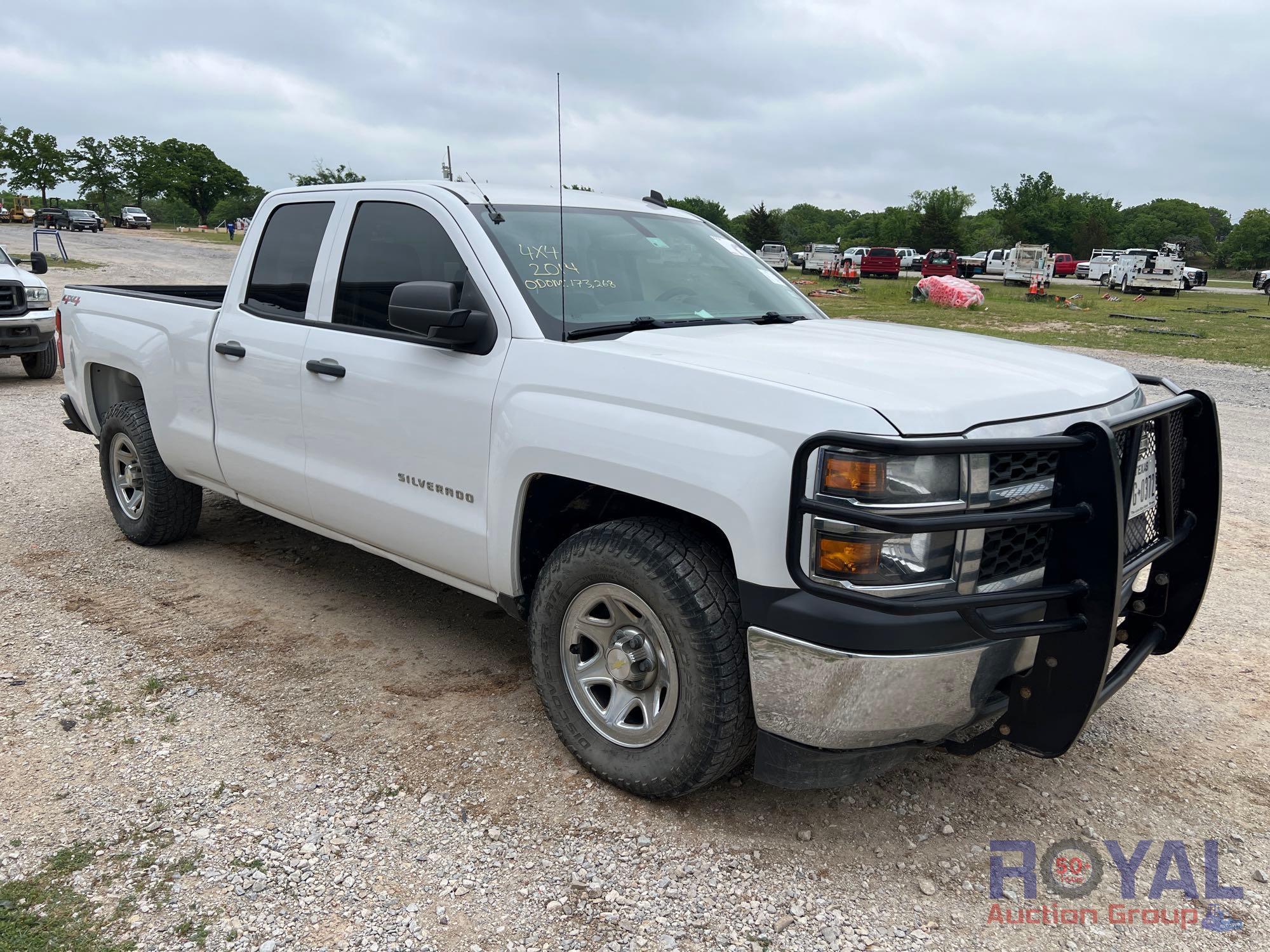 2014 Chevrolet Silverado 4x4 Double Cab Pickup Truck