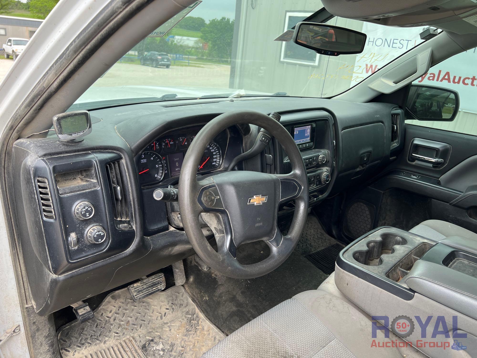 2014 Chevrolet Silverado 4x4 Double Cab Pickup Truck